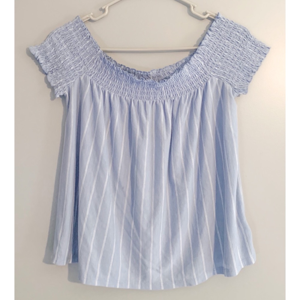 AMERICAN EAGLE striped with cinched shoulders